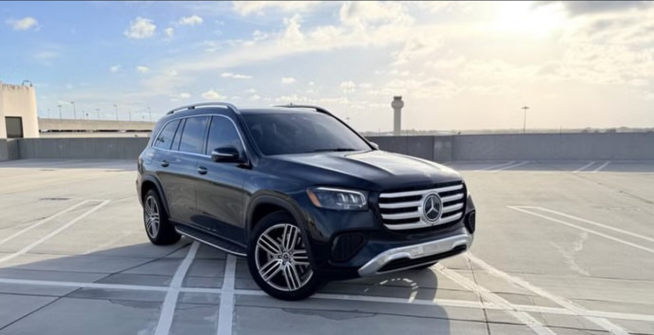 Mercedes GLS 450 view 1